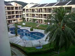 Terdapat banyak penginapan di harga berpatutan yang boleh ditempah secara online. Tanjung Biru Condominium Port Dickson Vacation Rentals