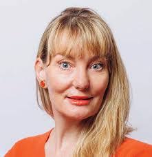 Manuela Mccall's Instagram, Twitter & Facebook