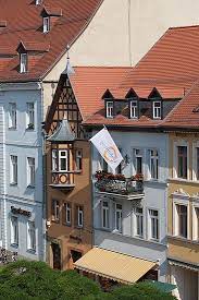 Auf den spuren des zweiten weltkrieges mit gästeführerin cornelia schwarz. Neustadt An Der Orla Wohnen