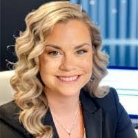 Kerri Dillard's Instagram, Twitter & Facebook