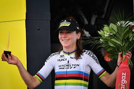 Het maakt mij extra trots dat ik met. Koers Kort Er Komt Een Tour Voor Vrouwen Volgend Jaar Jordi Meeus Derde In Openingsrit Ronde Van Hongarije Wielrennen Hln Be