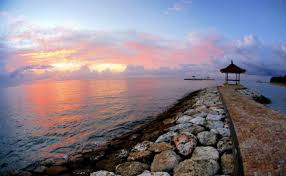 Maka apabila matahari sudah terbit, berhentilah dari shalat karena. Pantai Sanur Bali Gambar Harga Tiket Masuk Daya Tarik Alamat Rute Menuju Lokasi Jejak Kenzie