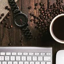 Dogadan Sik Bir Iz Tasimak Ve Ahsabin Sicakligini Kolunda Hissetmek Isteyenlere Ahsap Kordonlu Siyah Kol Saati Aquila Samsung Gear Watch Accessories Wearable