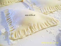 Va invitam sa urmariti mai jos reteta video coltunasi cu branza : Coltunasi Cu Branza Dulce Reteta De Coltunasi Ca La Mama Acasa