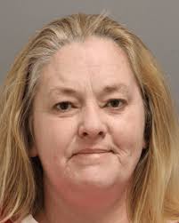 Tracie Roark's Instagram, Twitter & Facebook