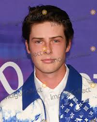 Blake Gray Pictures and Photos