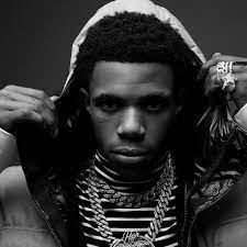 A boogie wit da hoodie's real name is artist dubose, and he describes his two identities as artist, the alias behind his love songs, and a boogie, who is his street side found on cuts like bando and bag on me. he inherited his name from his father, who was a creative that liked to draw. Tokyo Myo Ozik 4 26 2020 J1japan Boogie Wit Da Hoodie White Rapper Gray Aesthetic
