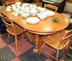 Roxton Solid Maple Table W 4 Chairs 2 Leaves