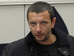 «искренне поздравляю алексея аграновича с новой должностью и желаю ему больших успехов», — добавила любимова. Sjmavuzwm6u03m