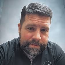 Sean Abernathy's Instagram, Twitter & Facebook