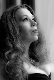 Portrait photography with Nikkor 85mm f1.4 AI-S lens