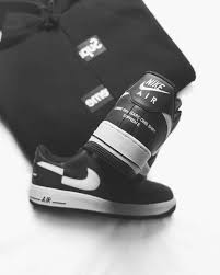.x air force 1 low released as part of the nyc streetwear brand's fall/winter 2018 collection. Air Force 1 Low Supreme X Comme Des Garcons 2018 On The Account Instagram Of Lew Earle Spotern