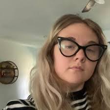 Hattie Eubanks's Instagram, Twitter & Facebook