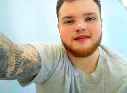 Seinfeld vs Friends: Which show is better?