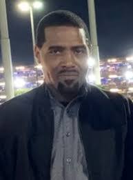 Darren Randle's Instagram, Twitter & Facebook