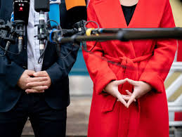 49,584 likes · 17,752 talking about this. Die Grunen Unter Baerbock Und Habeck Die Staatspartei Der Spiegel