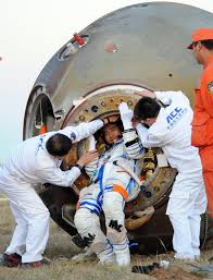 Unlike previous chinese rockets, the long march 2f is the first to be rolled out vertically to the launchpad, like some of its european and american. China S Spacewalk Mission Returns To Earth