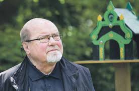 10 Laatste ronde 11 Volwassen 7 Orange UM sounds alarm for house parties