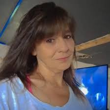 Tonya Vickers's Instagram, Twitter & Facebook