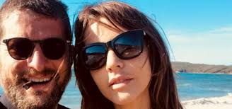 Nel 2013 viene eletto deputato della xvii legislatura con scelta civica è attualmente il direttore di democratica, il giornale online del pd. Andrea Romano Pd E La Proposta Di Matrimonio A Sara Manfuso In Radio