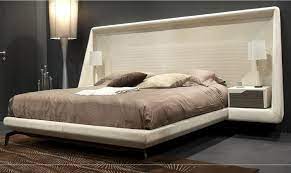 It's built low to the ground and deeply cushioned on the front and sides. Bedroom Set Finish Oak Veneer And Leather Sand Color V007 Formitalia Luxury Furniture Mr