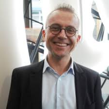 Halt dein Wort. Oder halt die F****e Hart? Ja. Aber genau so muss es…