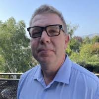 Jeffrey Cowling's Instagram, Twitter & Facebook