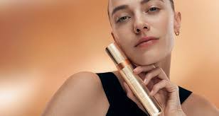 Coleen Hill's Instagram, Twitter & Facebook