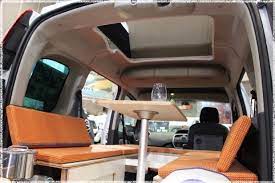 カングーをカスタムしてキャンプで車中泊 diyer s リノベと暮らしとdiy 車中泊 ルノー 車