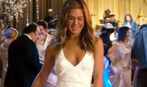 Τιγκα στηn ντοπα η νυφη του κουλη. Jennifer Aniston 6 Fores Poy Thn Exoyme Dei Nyfh