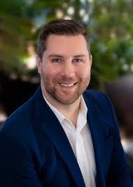 Dylan Peltier's Instagram, Twitter & Facebook