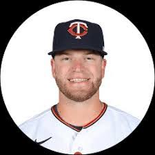 Caleb Hamilton's Instagram, Twitter & Facebook