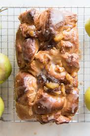 Apple Fritter Yeast Bread Is Soft Glazed Apple Cinnamon Sweet Bread That Tastes Just Like A Slic Apple Fritters Sweet Yeast Bread Recipe Bread Recipes Sweet