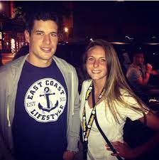 She has also grabbed the attention after being in a relationship with nhl and ice hockey player sidney crosby. Sidney Crosby And Kathy Leutner Still Girlfriend Or Wife