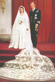 We did not find results for: 6 8 Millionen Euro Diese Royal Trug Teuerstes Brautkleid Promiflash De
