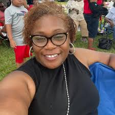 Honored to join my friend, Dr Quinton Ross, in welcoming students back to  campus at Alabama State University. HBCU's play a vital role in Alabama,  and I'm proud to have fought to