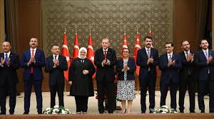 Menteri multimedia sains dan teknologi : Presiden Erdogan Umumkan 16 Menteri Kabinet Baru Turki