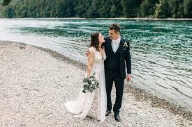 Zu einer boho hochzeit passt am besten eine hochzeitslocation, die natürlich gestaltet ist und sich in einer natürlichen gegend befindet. Boho Hochzeit Hochzeitsfotograf Zurich Patrik Gerber