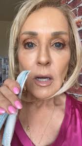 Hiiiiii Beautiful 😍 I am 64 years old and sharing everything I’ve got! I  want to remind you that health and wellness and beauty starts with the  inside! we simply can’t just use fabulous facial and ...