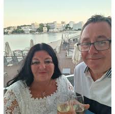 Hi guys best place for Welsh girls to watch the wales match