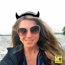 Bad Idea #22: Massaging people Marty and Joe welcome massage therapist and  philanthropist Annie Powell for a candid discussion of what goes wrong in  the world of massage therapy, what can go