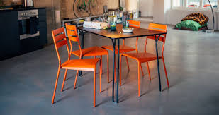 Plus que de 250 ou 350. Garden Furniture For A Small Space From Le Petit Jardin