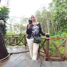 Gambar desain baju yang mudah digambar terlihat keren. Baju Rekreasi Wanita Baju Pesta Dan Kondangan Modern