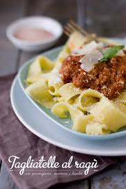 Pates Fraiches Et Sauce Bolognaise Maison Pates Fraiches Recette De Plat Recettes De Cuisine