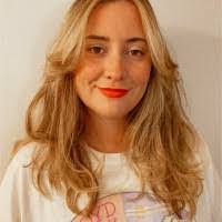 Lauren Kays's Instagram, Twitter & Facebook