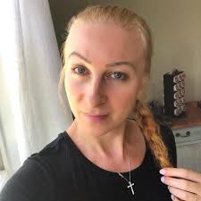 How to remove hair color?