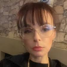 Wendy Lott's Instagram, Twitter & Facebook