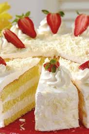 Kostliche Biskuit Torte Mit Erdbeeren Biskuittorte Weisse Schokolade Schokoladen Torte