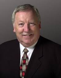 Dwight Richardson Recognized As Robert W. Varnell Jr. Leadership Award  Winner