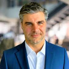 The San Francisco AI investment thesis. By Jeremiah Owyang at his Llama  Lounge tonight. All tickets sold. Again. He is so right.